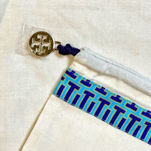 Tory Burch 12"x15" Drawstring DUST BAG for Shoes Handbag Gold Logo Charm - Picture 4 of 6